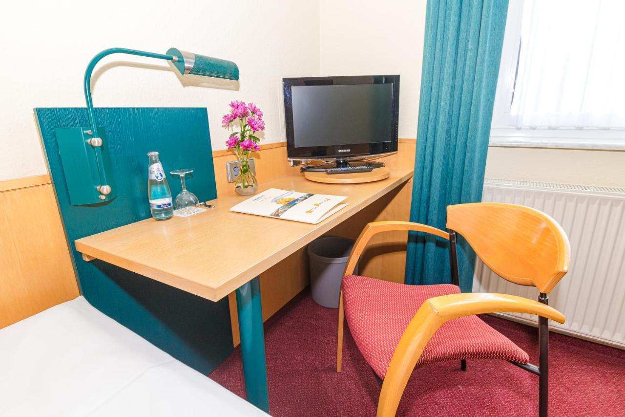 Akzent Parkhotel Trebbin Eksteriør billede